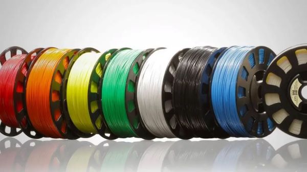 FDM is a flexible 3D printing technology that supports various thermoplastics, meeting a wide range of needs from simple models to complex applications